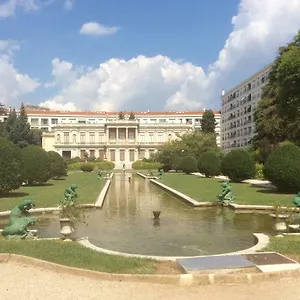 les-grands-cedres.fr-provencehotel.com/
